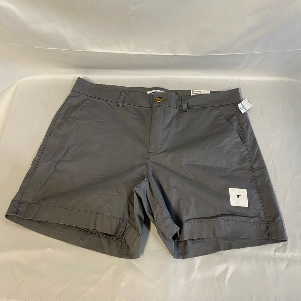 BRAND NEW Old Navy Everyday shorts 5” inseam